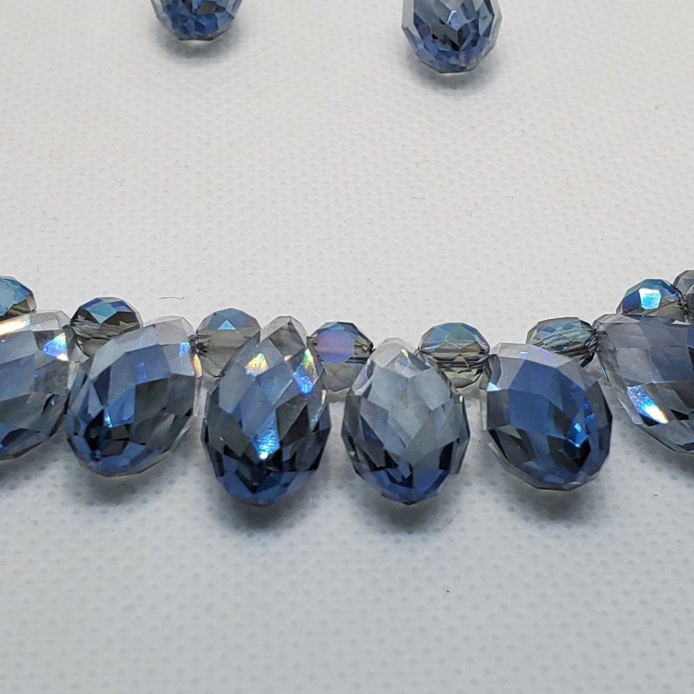 Teardrop Necklace Set - Picture 4 of 7